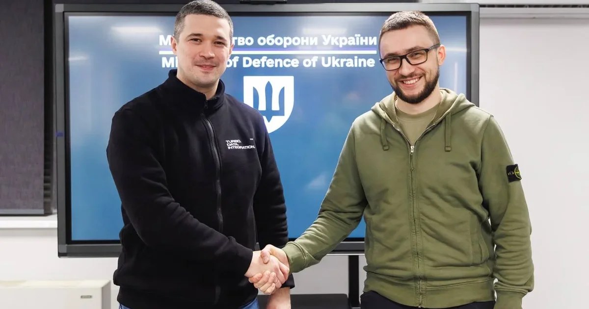Сергій Стерненко та Сергій Бескрестнов (Флеш) у Telegram після повідомлення Михайла Федорова про звільнення з посади міністра