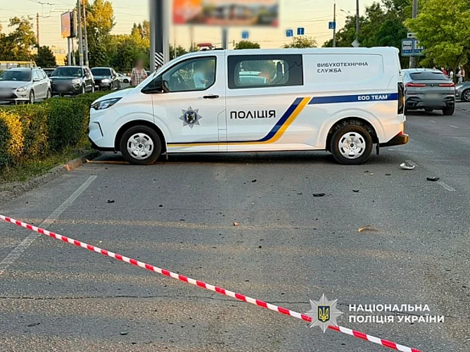 В Одесі ввечері 28 липня підтвердили загибель водія після вибуху кросовера