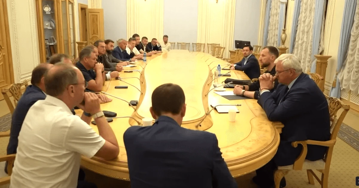Понад п’ять годин діалогу: кандидати у міністри Хмара і Сибіга відповідали депутатам Ради